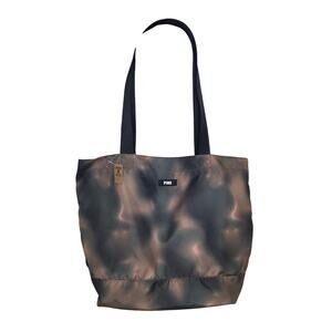 Victoria's Secret weekender "Pink" camouflage tote bag NWT‎